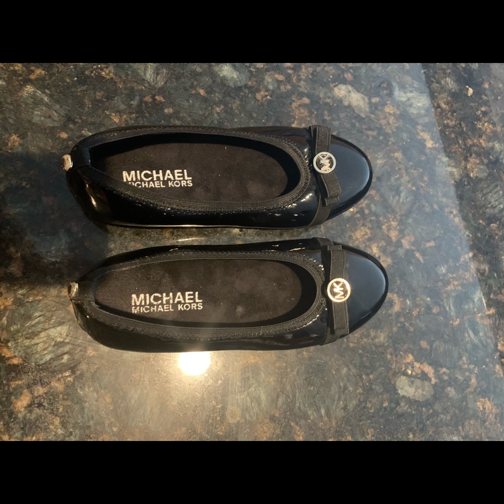 Girls shoe